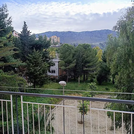 Casa Hyccarina * Carini