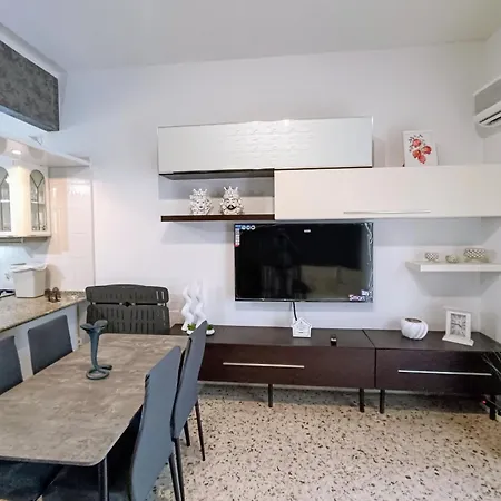Casa Hyccarina Daire Carini
